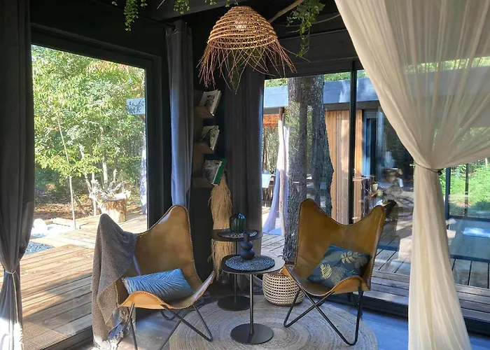 Ecolodge So Wood 33 ロッジ *